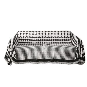 Black & White Dots